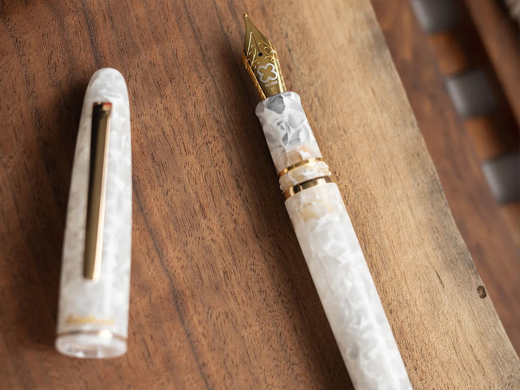 Esterbrook Estie Fountain Pen - Winter White Piston Fill