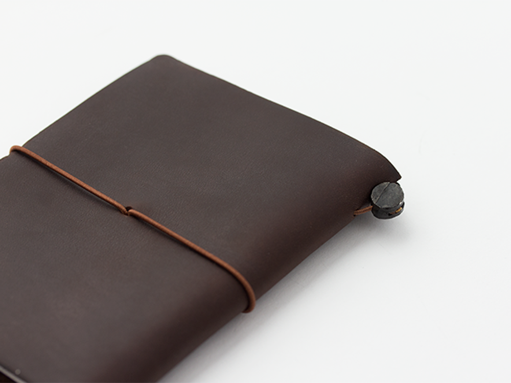 TRAVELER'S Notebook Passport Size - Brown